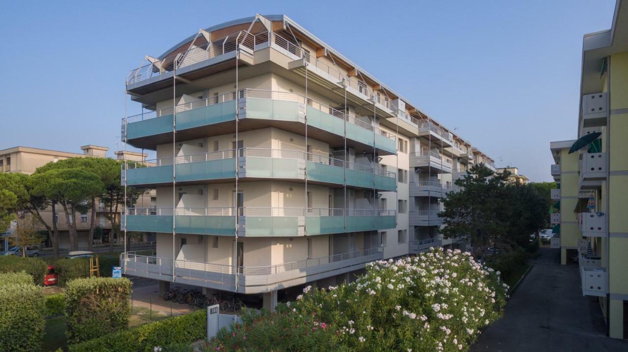Residence Vivaldi Bibione Exterior foto